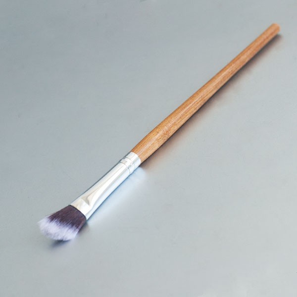 Angled eyeshadow brush, large (vegan)