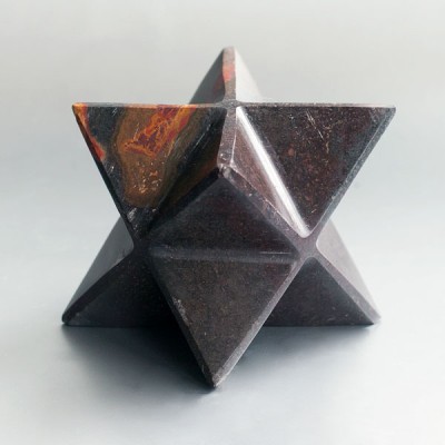 Merkaba versteend hout 01 (79 mm)