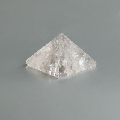 Bergkristal edelsteen piramide 07 (36 mm)