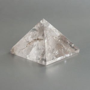 Bergkristal edelsteen piramide 08 (51 mm)