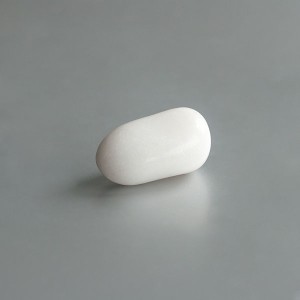 Witte Jade knuffelsteen 01