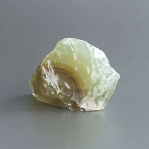 Groene calciet ruw 13 (77 gram)