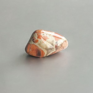 Jaspis Breccie knuffelsteen 05 (23 gram)