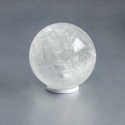 Witte Calciet edelsteen bol 05 (52 mm)