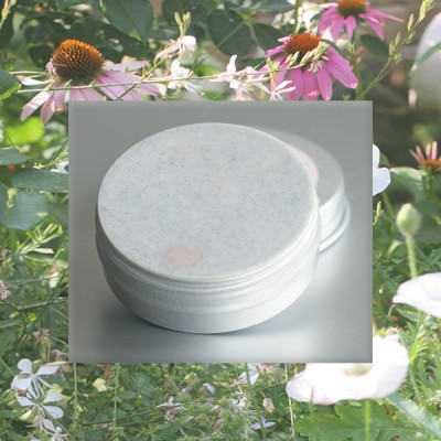 vegan minerale highlighter in minilieuvriendelijke verpakking