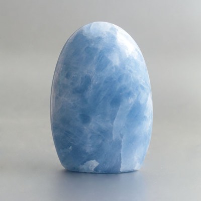 Blauwe calciet sculptuur 02