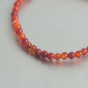 Carneool kogelarmband 4 mm  | Vrolijke speelsheid | Blue Joy