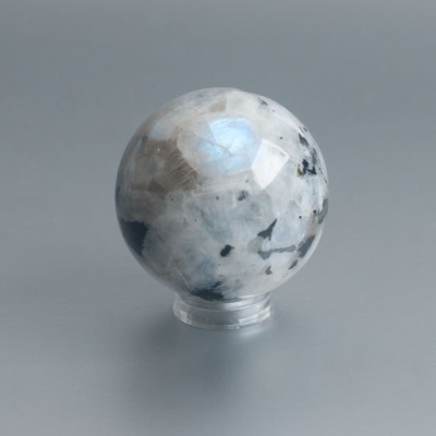 Regenboog Maansteen met zwarte Toermalijn bol (54 mm) 01 foto 2